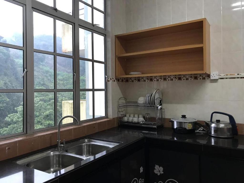 Crown Imperial Court Apt At Brinchang Centre Buitenkant foto