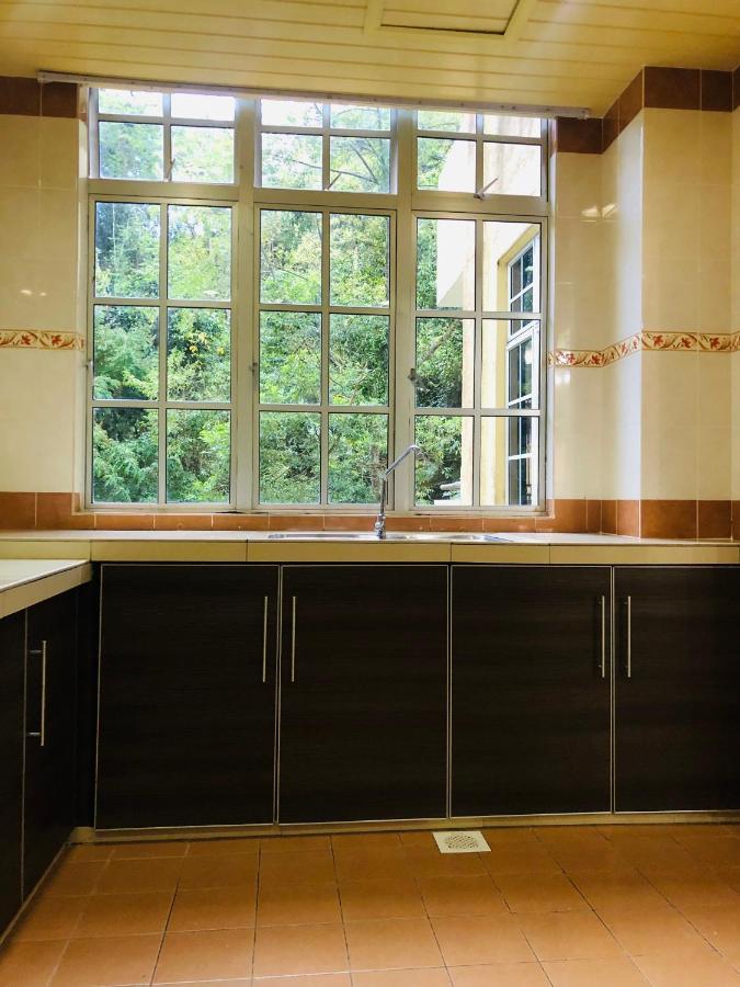 Crown Imperial Court Apt At Brinchang Centre Buitenkant foto
